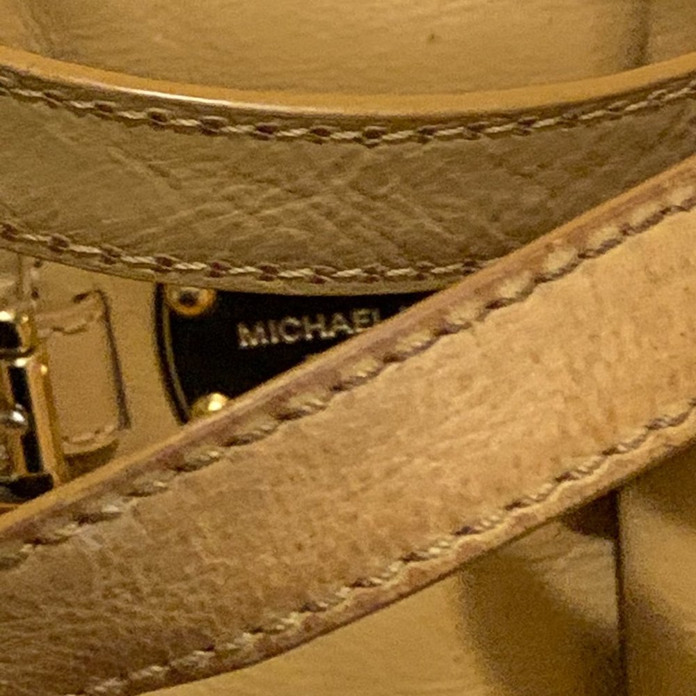 Michael Kors Tan Leather Gansevoort Tote Bag - Picture 5 of 15